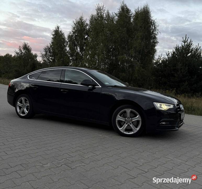 Audi A5 18 222 Sportback 2012r Czarna wspomaganie kierownicy Łódź