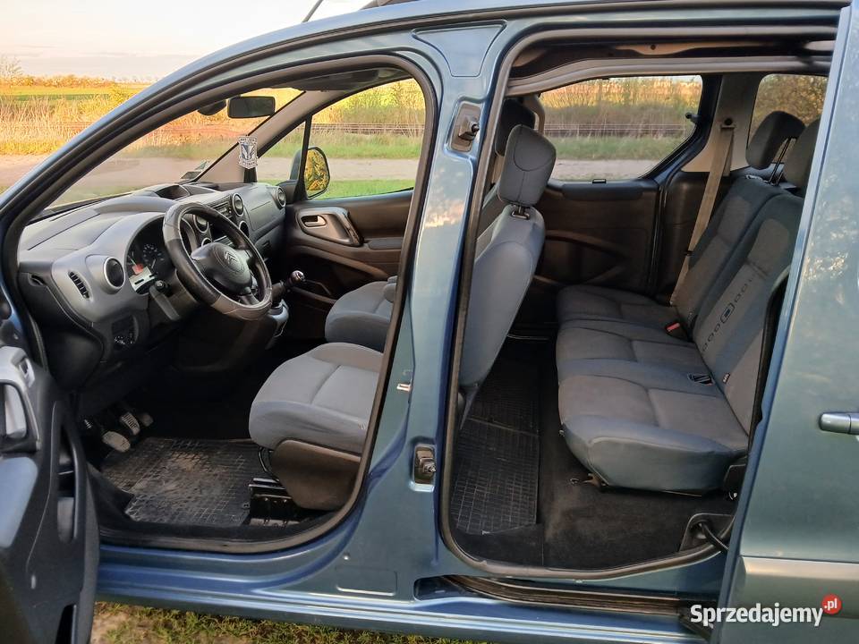 Citroen Berlingo 16 HDI 90 elektryczne lusterka Marzenin