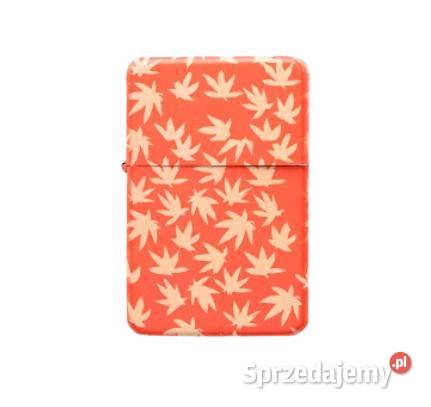 Pomarańczowa Zapalniczka Benzynowa z Ostrowy nad Okszą