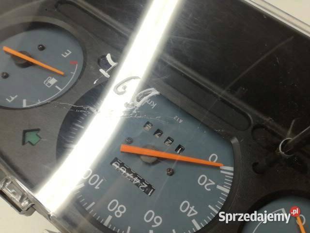 LICZNIK 8301097288 257333291 Daihatsu Cuore V10 Rok produkcji 2002