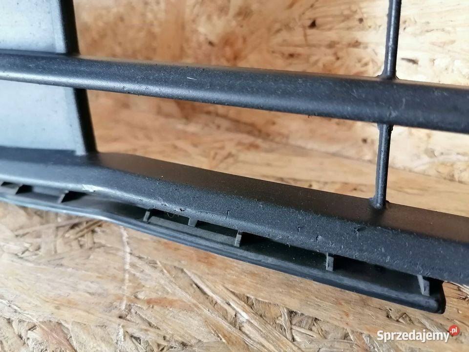 BMW 5 G30 G31 KRATKA ZDERZAK PRAWY PRZÓD Pleszew
