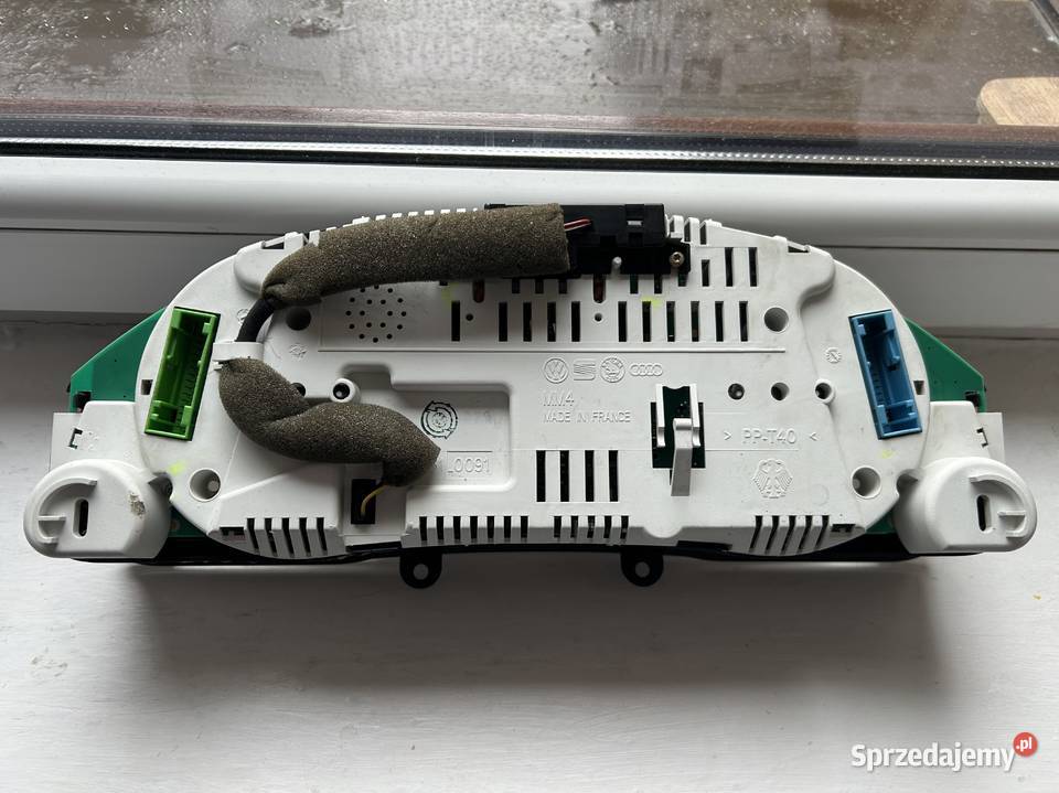 Licznik zegary Audi A6C5 2003 30 benzyna ASN osobowe