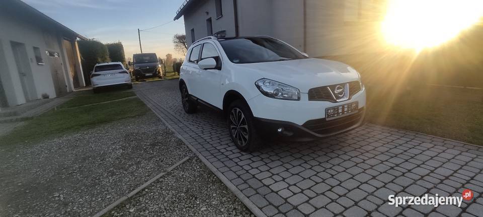 Nissan Qashqai opłacony bezwypadkowy relingi dachowe Drogomyśl