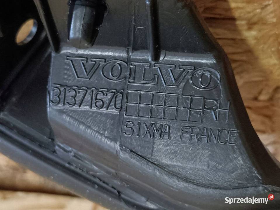 VOLVO V40 V40CC USZCZELKA DRZWI PIONOWA PRAWY Pleszew