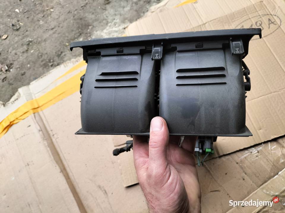 FORD MONDEO MK3 ŚRODKOWY PANEL NAWIEWU RAMKA Kamień-Kolonia