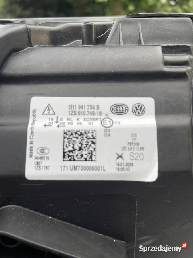 Lampa przednia prawa vw Tiguan N1941754B nowa Przemyśl sprzedam