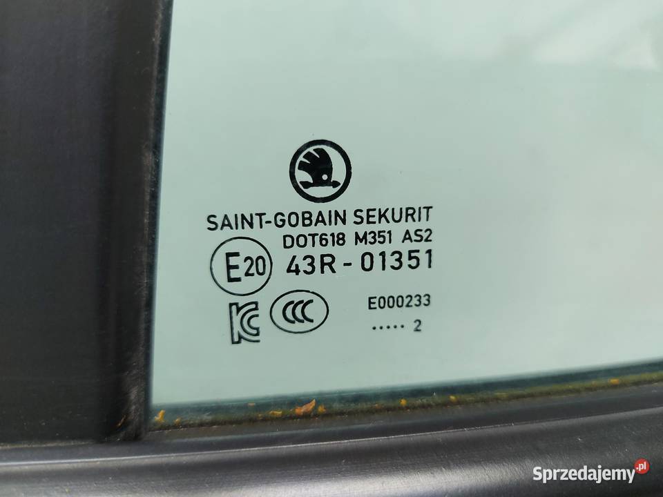 Skoda Enyaq 5LA iV60 DRZWI LEWE TYŁ TYLNE SZARY osobowe