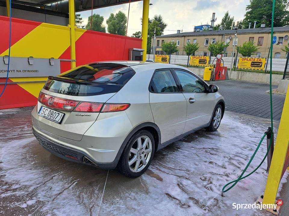 Honda Civic Ufo VIII 2007r 131 23300 srebrny śląskie Częstochowa