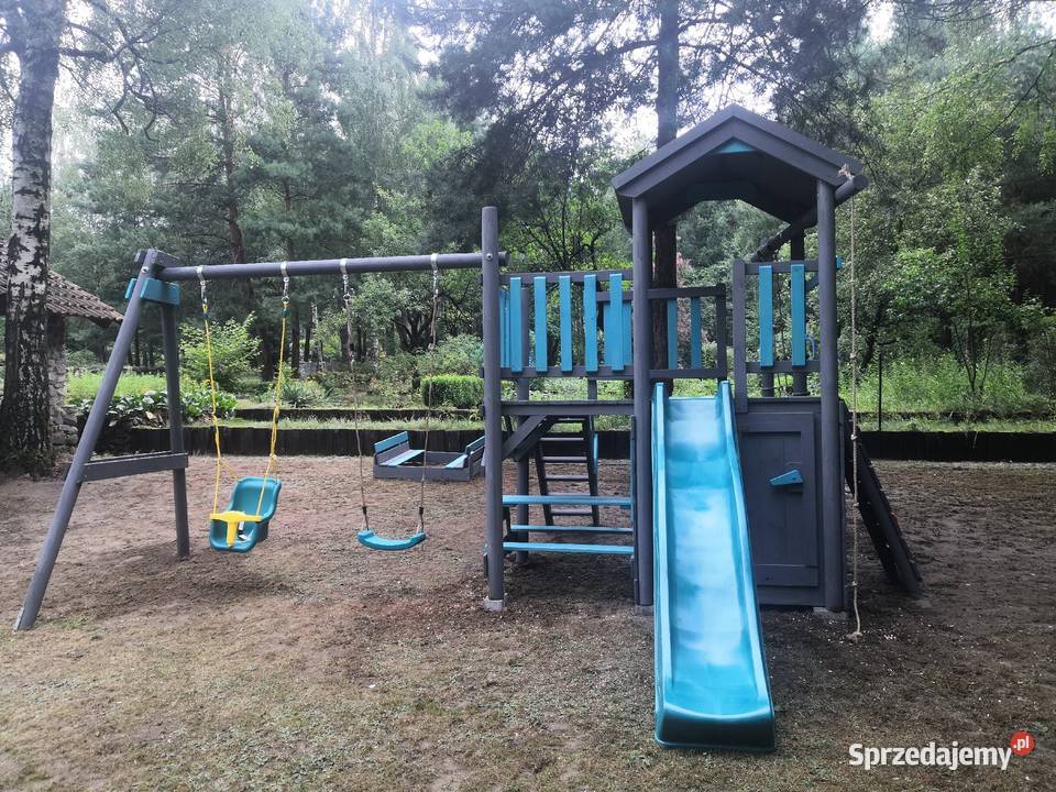 Plac zabaw dzieci huśtawka piaskownica ścianka Kawnice