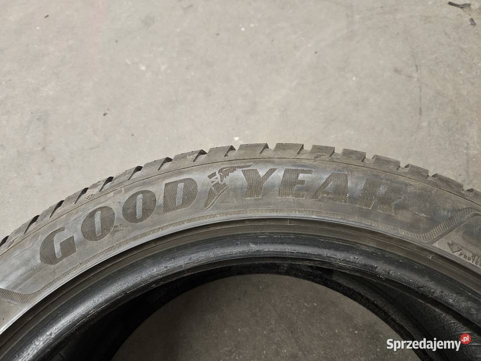 1 23545 R17 97Y GoodYear Vector 4Seasons GEN3 Katowice