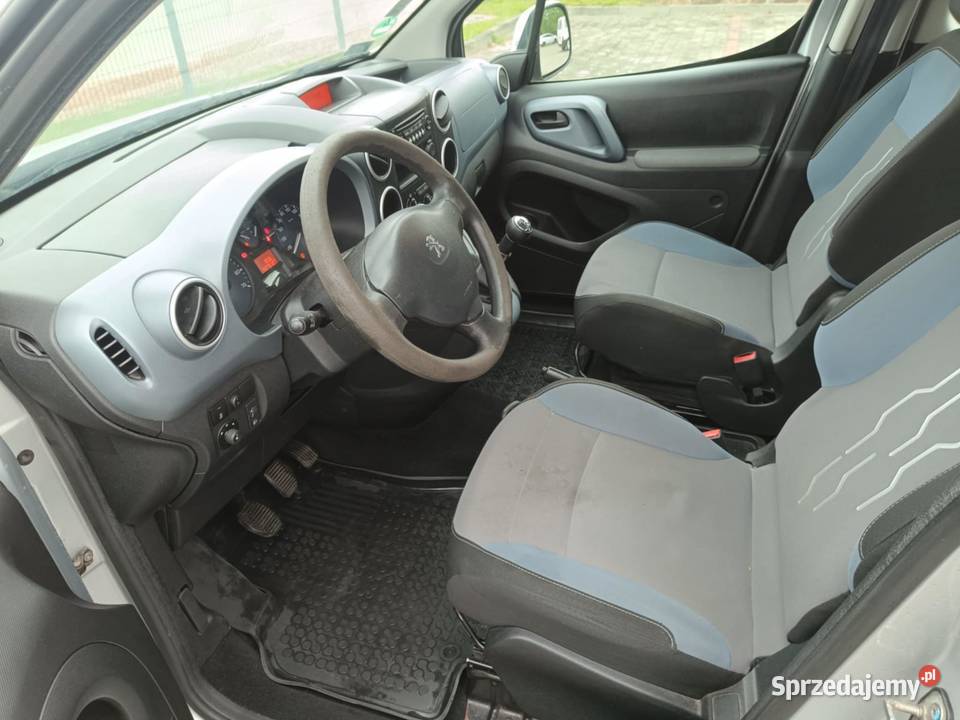 Peugeot Partner II Tepee FL 16 HDi 92 2015 lakier metallic Tepee Sanok