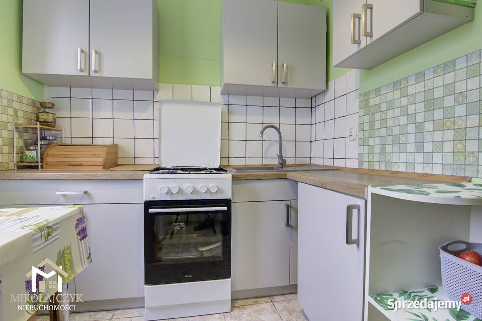 3 pokoje Sikorskiego 27 60 m2 duży balkon IV Liczba pokoi 3 Bartoszyce