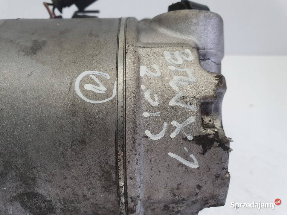 BMW X1 II F48 20 D SPRĘŻARKA KLIMATYZACJI pompa Rudka