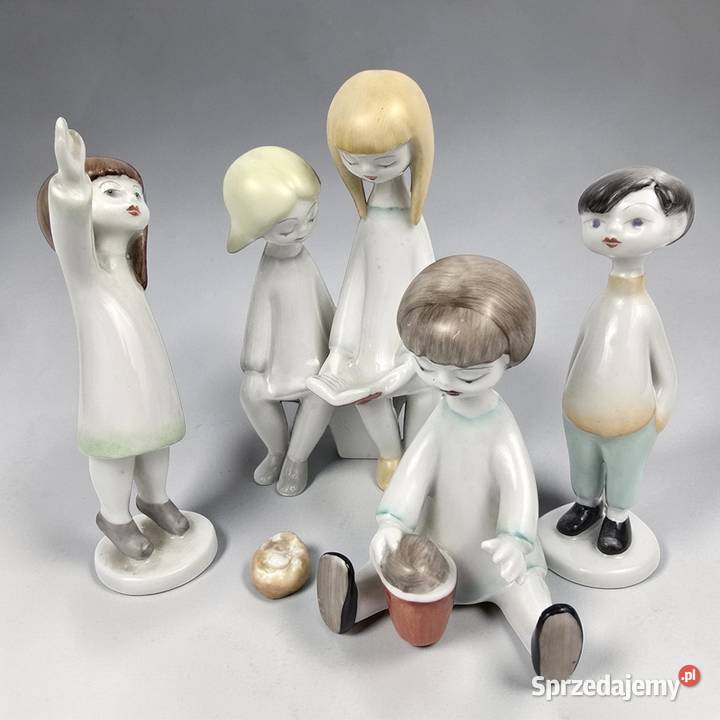 dziecko z wiaderkiem lalki art deco Hollóhza Porcelana i szkło Bronisze