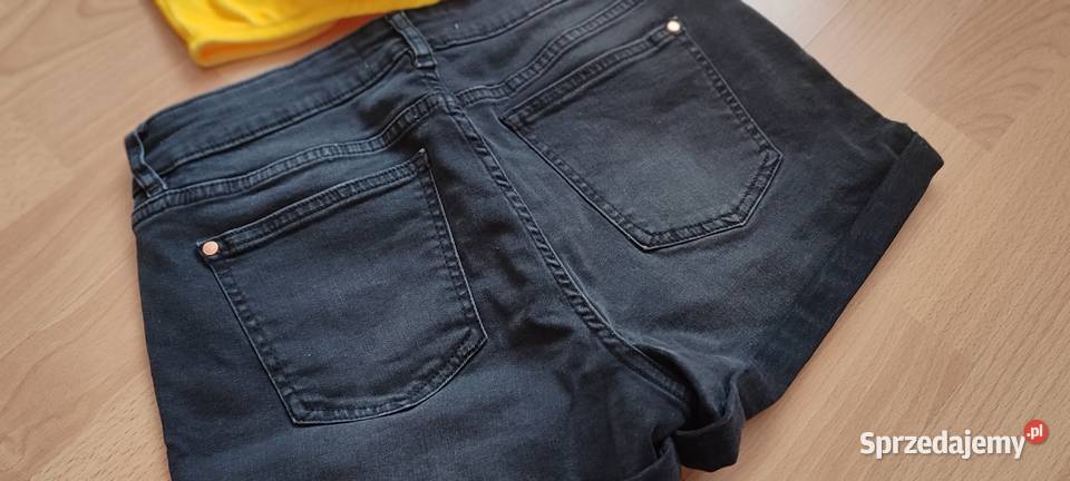 Zestaw spodenki jeans czarne przecierane body Połomia