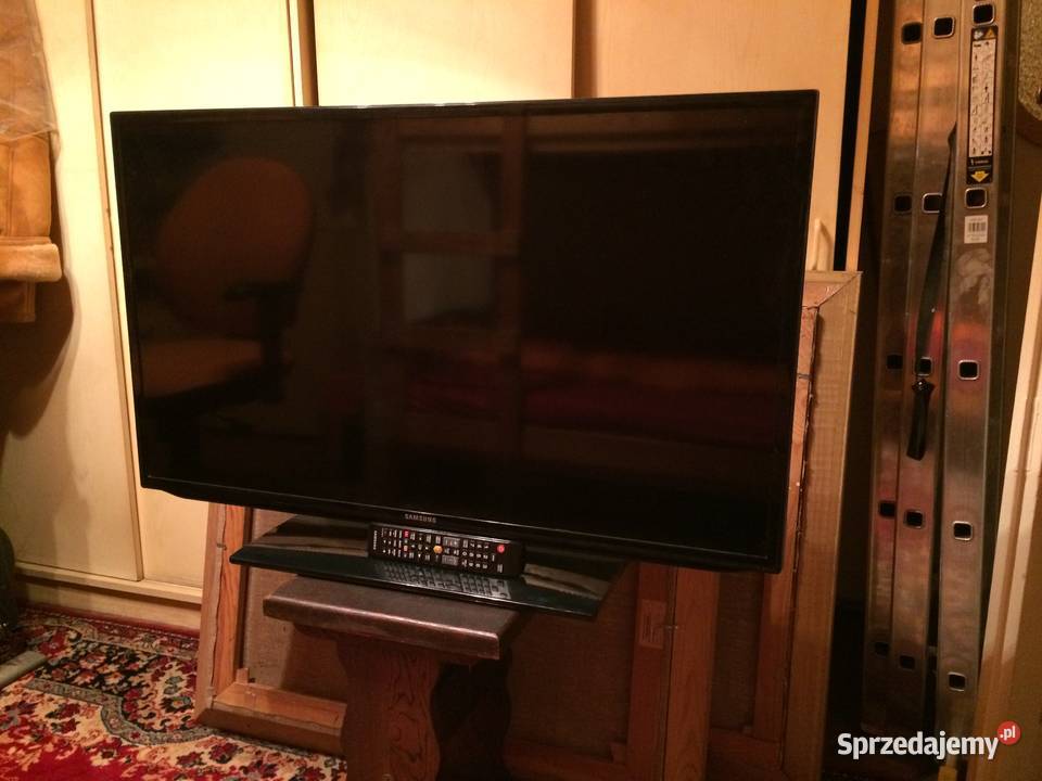Telewizor LCD SAMSUNG Smart z pilotem mazowieckie