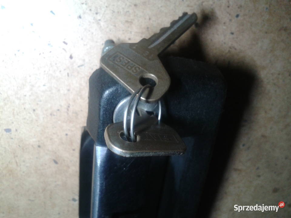 fiat 126p klamka drzwi lewa chrom 2 klucze małopolskie Kęty