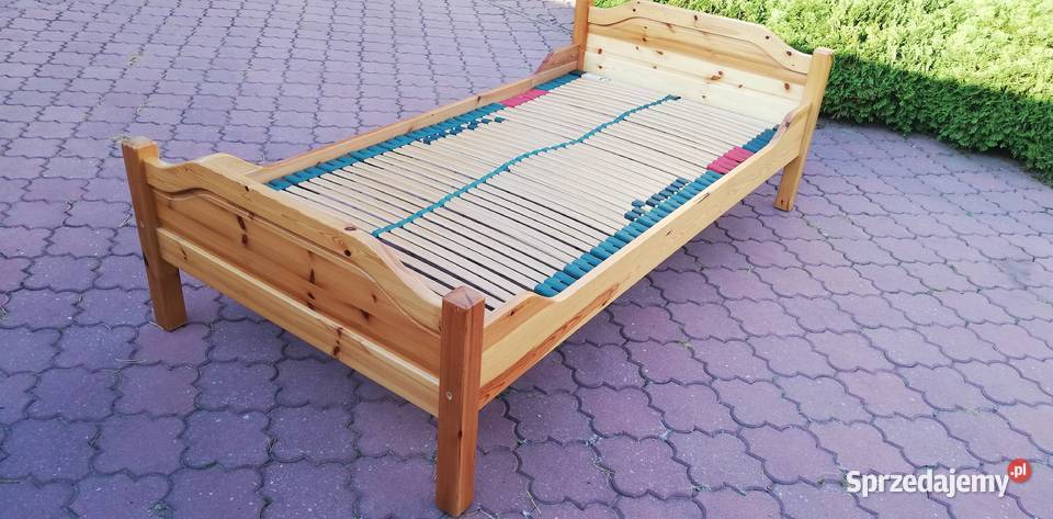 Łóżko 100 x 200 drewniane sosnowe materac stelaż Garwolin sprzedam