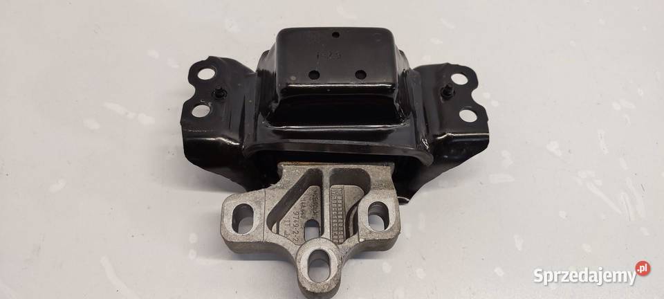 VW TIGUAN II PODUSZKA SKRZYNI BIEGÓW 5QA199555G osobowe Motoryzacja