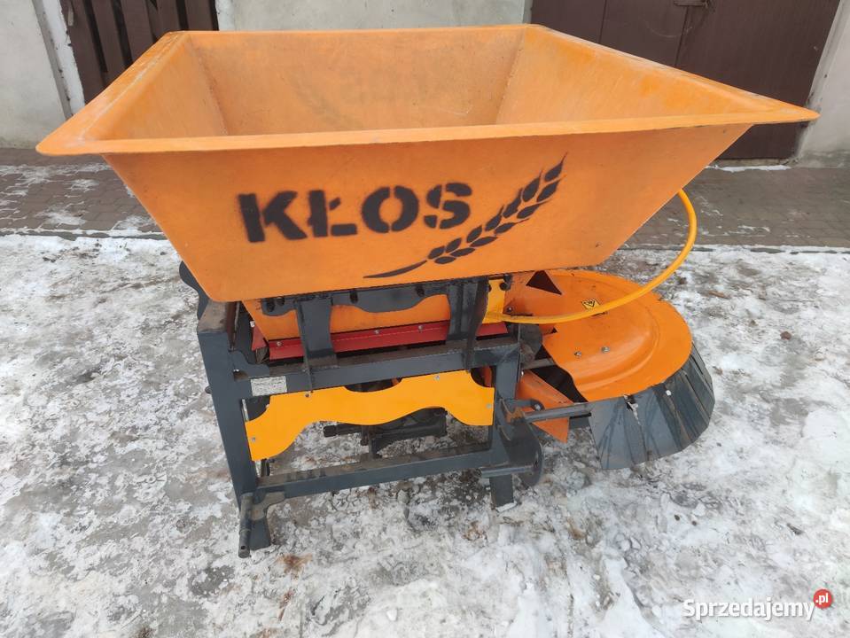 Piaskarka solarka drogowa rozsiewacz kłos motyl łódzkie Wieluń