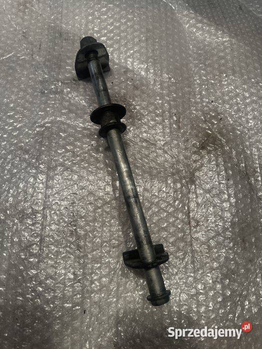 Oś Ośka Koła Suzuki GSXF 600 750 Jajko V85 Pozostałe wielkopolskie Poznań