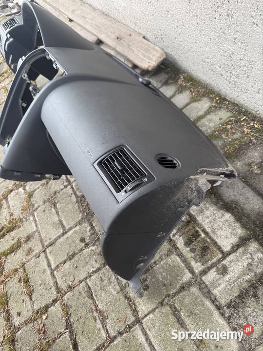 Deska rozdzielcza Ford Mondeo Mk3