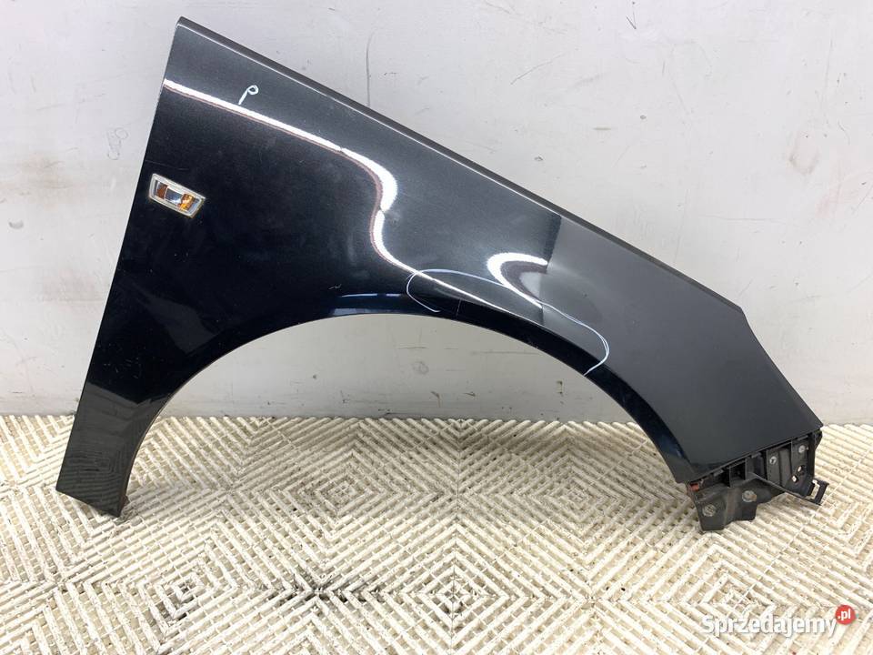 BŁOTNIK PRAWY PRZÓD OPEL INSIGNIA A Kombi 0817