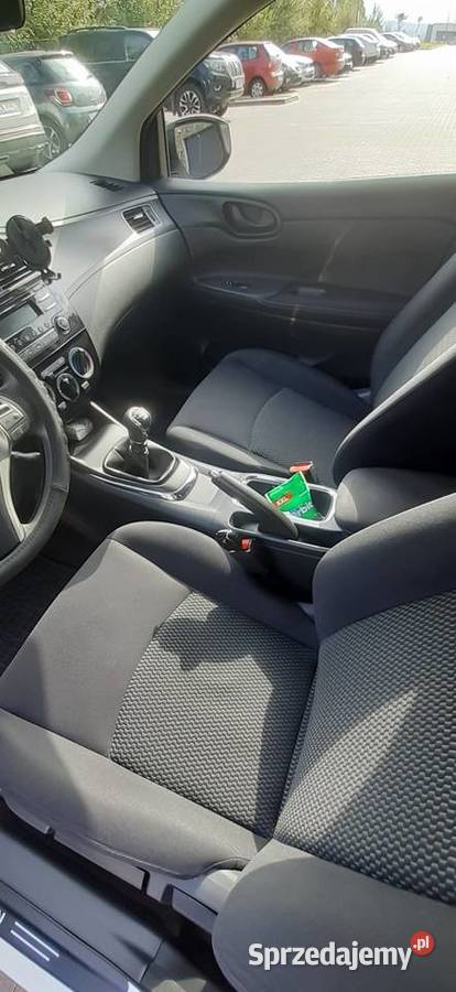 Piękny dynamiczny i mega oszczędny NISSAN PULSAR