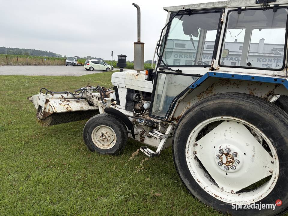 ZAMIATARKA NA TRAKTORZE Ford 4610 Rozprza