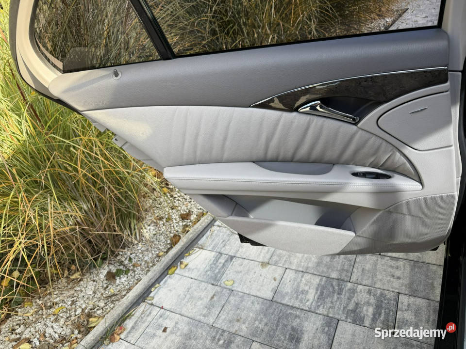 Mercedes E 200 Nowy rozrząd zadbana 100 wielkopolskie Poznań