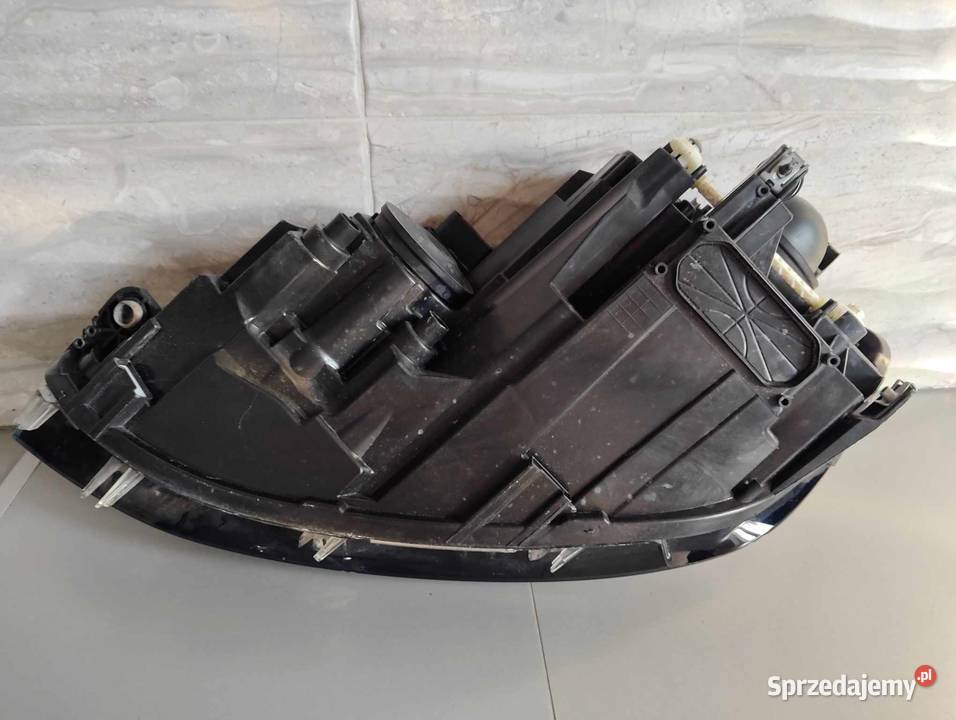 VW GOLF 7 PRAWA LAMPA PRZÓD ZWYKŁA LED wielkopolskie Ostroróg