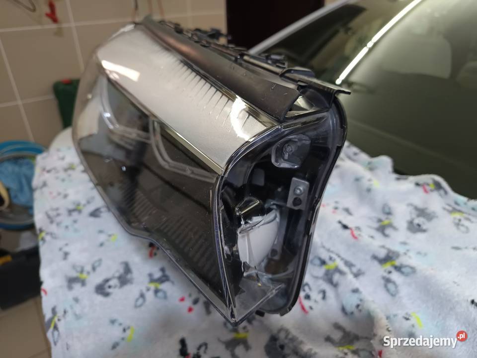 BMW g30 g31 reflektor przód prawy 743920801 Rok produkcji 2018 Lampy przednie Pruszków