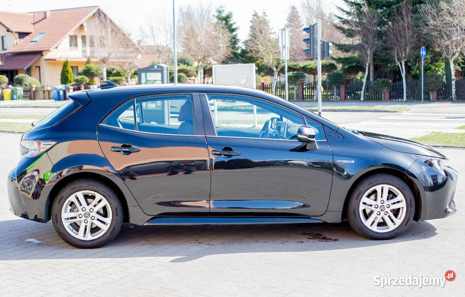 Toyota Corolla Toyota Corolla hybryda 2019 nieuszkodzony Poznań sprzedam