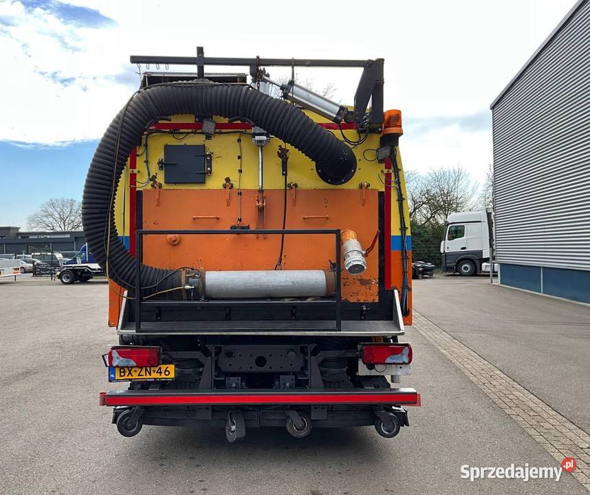 Komunalny Zamiatarka Warszawa