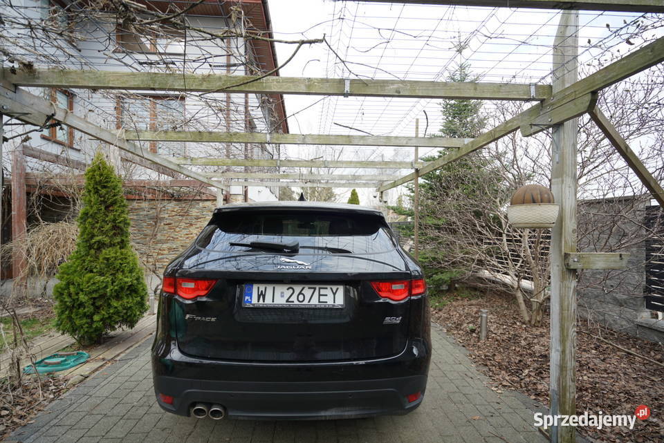 Jaguar FPace 2016 z salonu polskiego uszkodzony Warszawa sprzedam