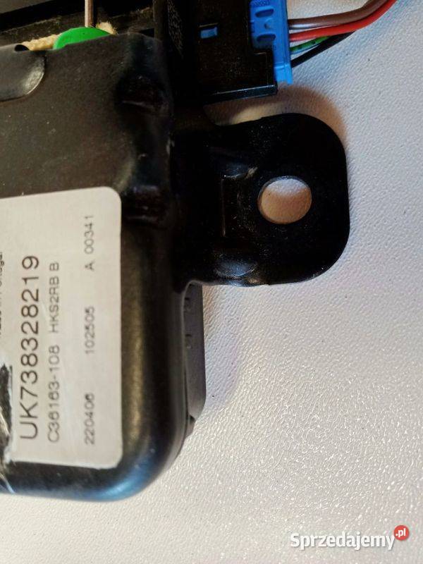 ZAMEK KLAPY BAGAŻNIKA BMW X1 F48 738328219 Pozostałe Rakoniewice