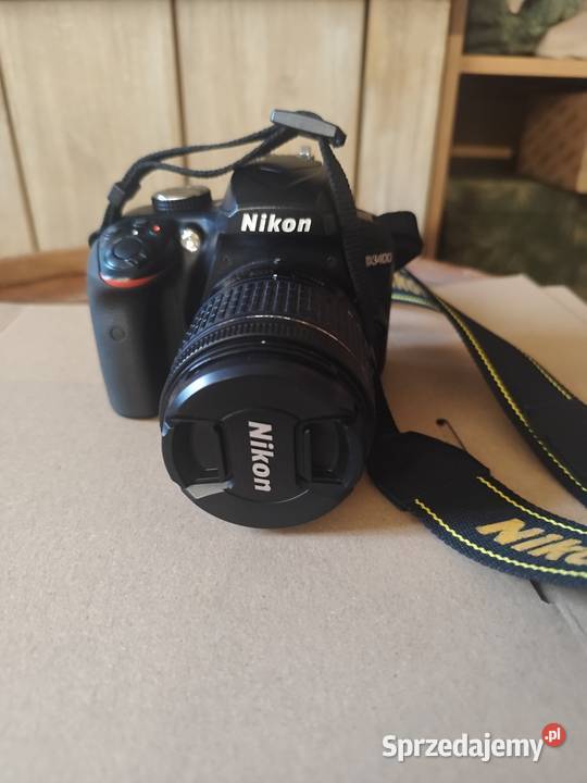 Lustrzanka Nikon D3400
