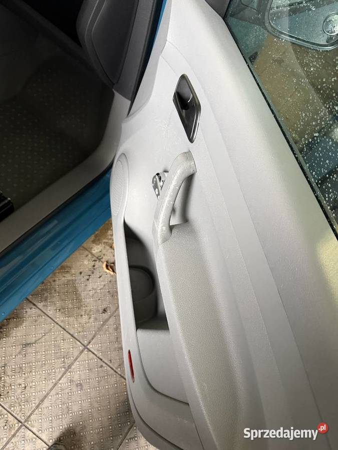 Sprzedam Volkswagen caddy 2005