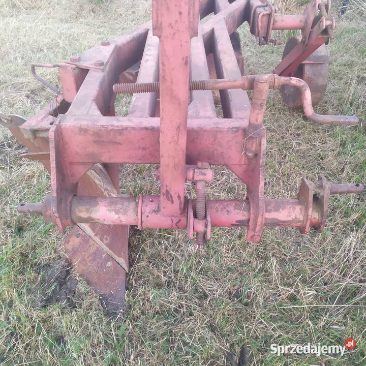 Pług 4x 40 nieuszkodzony Pniówek
