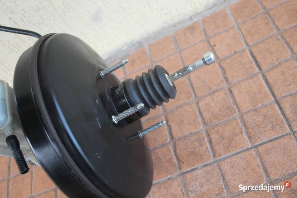 SERWO POMPA HAMULCOWA OPEL CORSA D 10 55701939