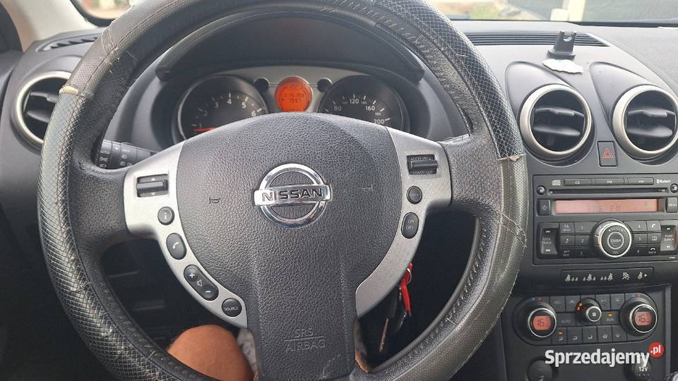Nissan Qashqai benzyna łódzkie Raczyn