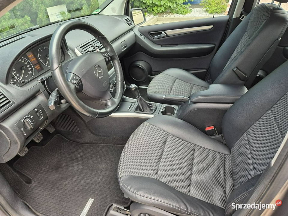 Mercedes A 180 Avantgarde manual GWARANCJA czujnik zmierzchu Warszawa