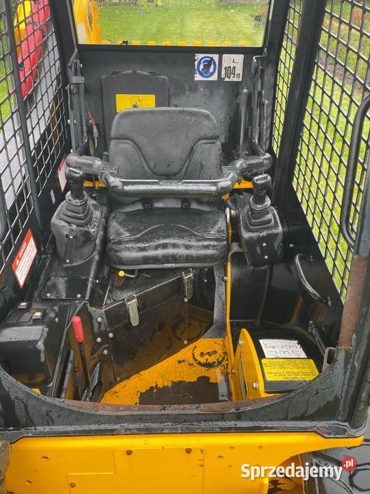 JCB 170 robot