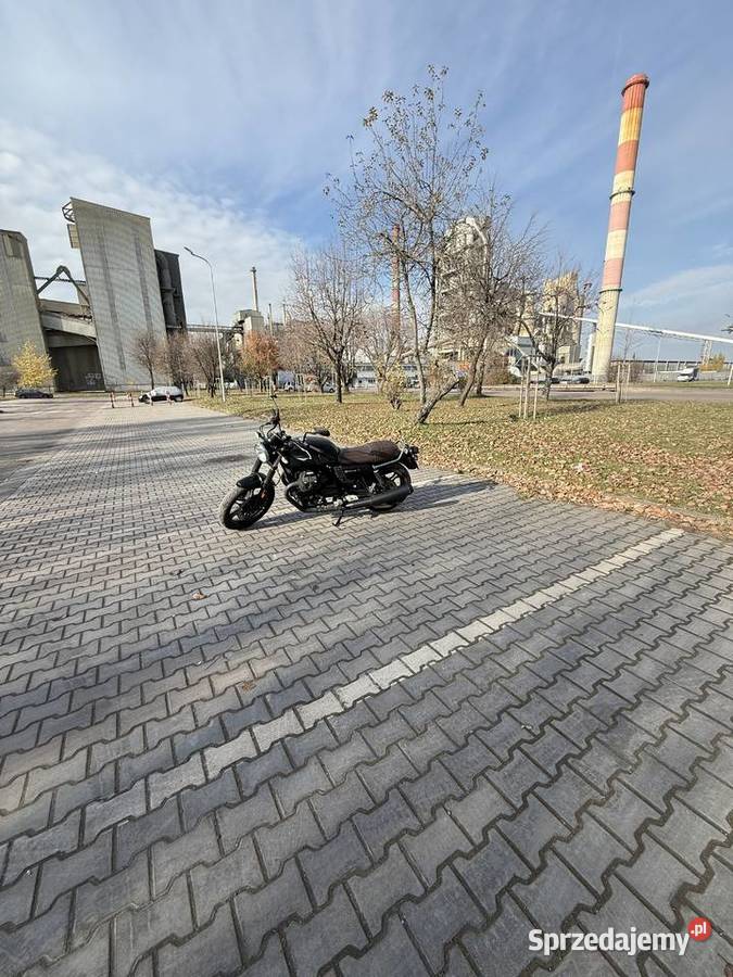 Moto Guzzi v7 stone iii 2017 Starachowice
