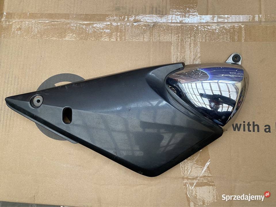 Osłona boczek owiewka prawa Suzuki Bandit 1200 Rzeszów sprzedam