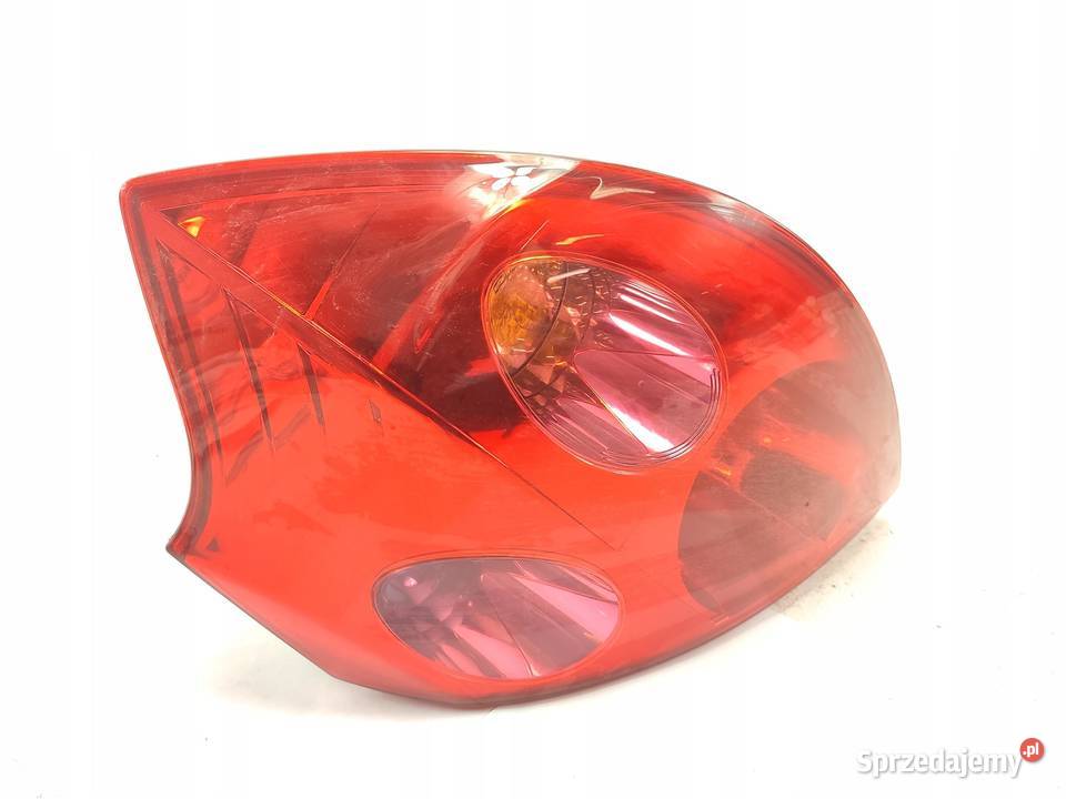 LAMPA PRAWY TYŁ KIA CEED I 20062012 HELLA