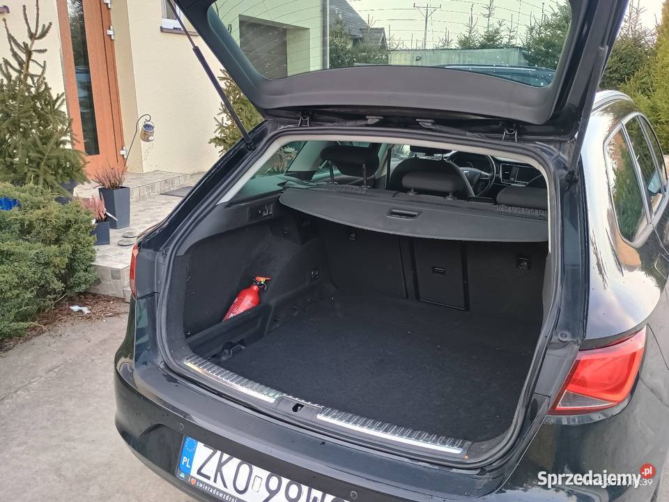 Seat Leon 16 TDI 2016 nieuszkodzony Strzeżenice sprzedam