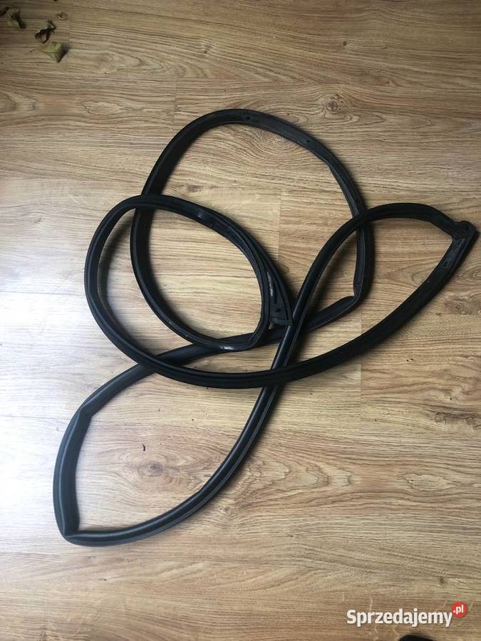 KIA SPORTAGE II 2 USZCZELKA DRZWI TYLNYCH Józefin