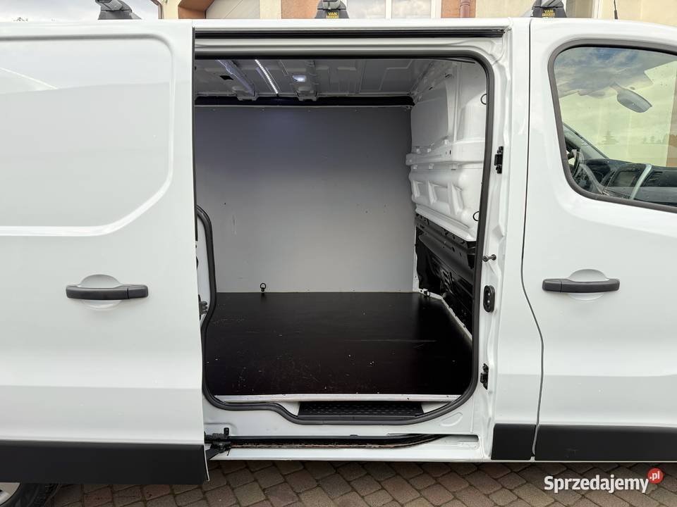 Renault Trafic L2H1 002