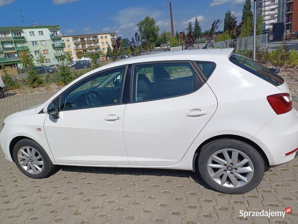 Seat Ibiza 12 TSI 105 2014r bezwypadkowy książka 190000km Ibiza Bydgoszcz
